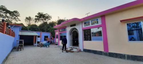 Vilage-Home-1